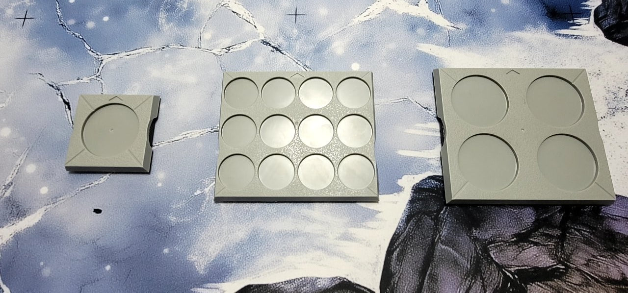 Pivoting trays suitable for ASOIAF (A Song of Ice and Fire)