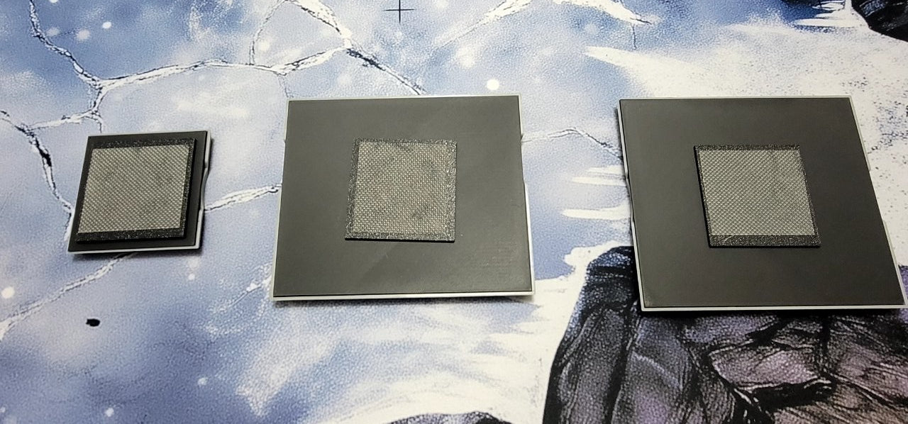 Pivoting trays suitable for ASOIAF (A Song of Ice and Fire)